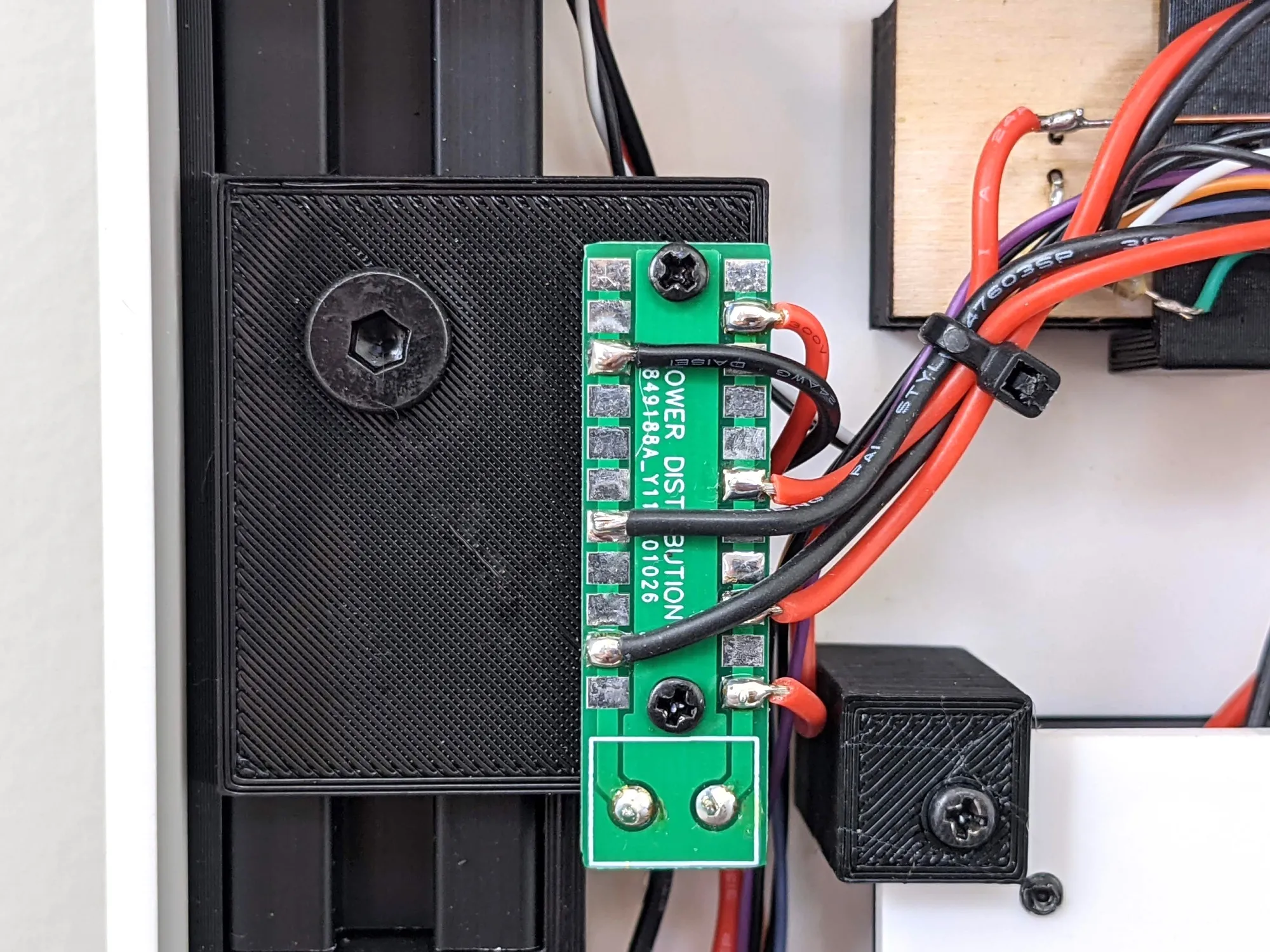 RGBY ROM power distribution
